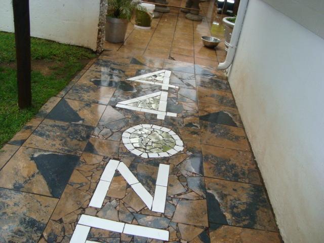 44 On Ennis Guest Lodge And Restaurant - No Load Sheddding Ermelo Bagian luar foto